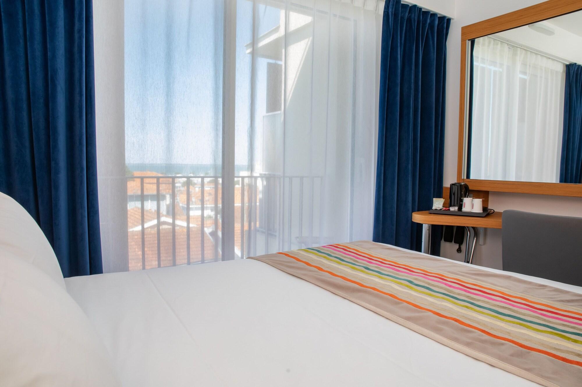 Best Western Arcachon Le Port Экстерьер фото